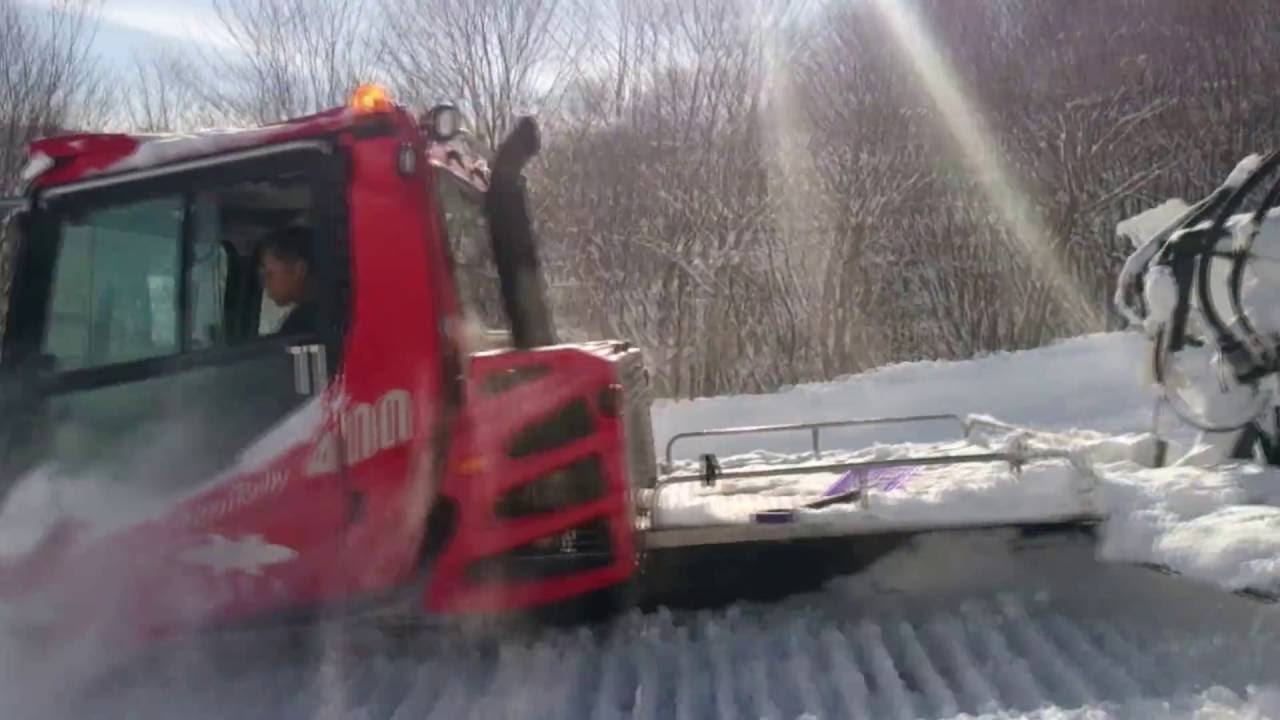 GALA湯沢　圧雪車ファストトラック