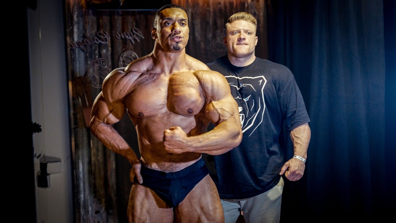 Urs Kalecinski helps me get my pro card