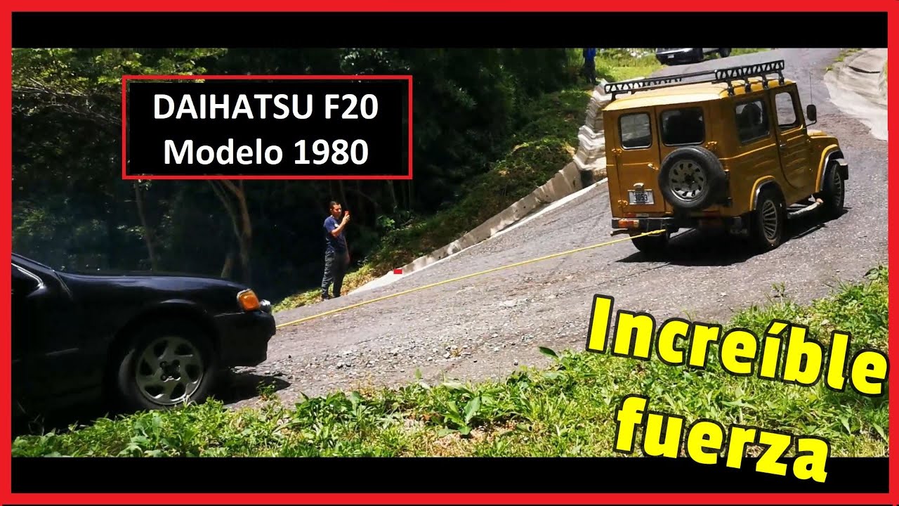 DAIHATSU F20 TAFT 1980 remolca auto en subida / Costa Rica