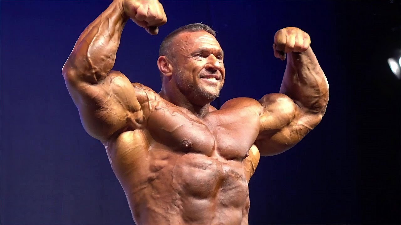 Hungarian IFBB Pro bodybuilder Jeno Kiss - IFBB Nordic Pro 2016
