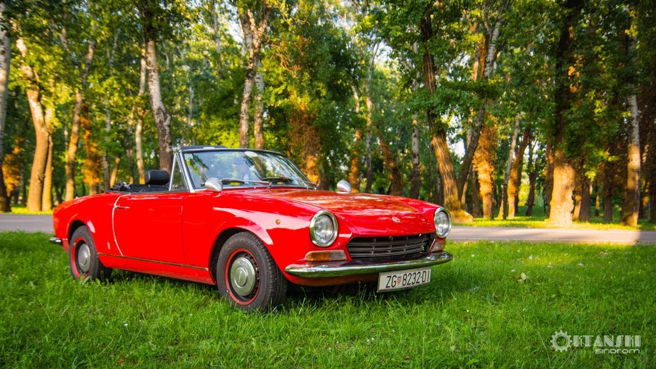 Fiat 124 Sport Spider 1967 | Pininfarina - Tom Tjaarda signature