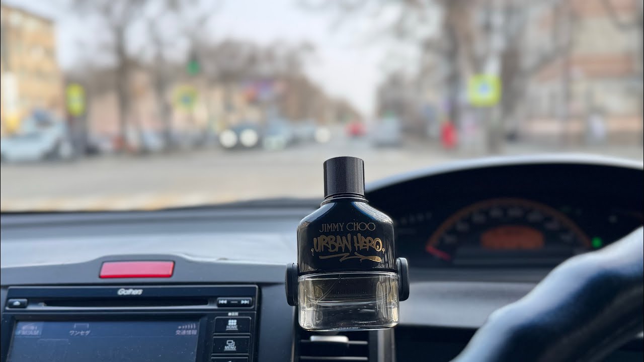 JIMMY CHOOUrban Hero Gold Edition