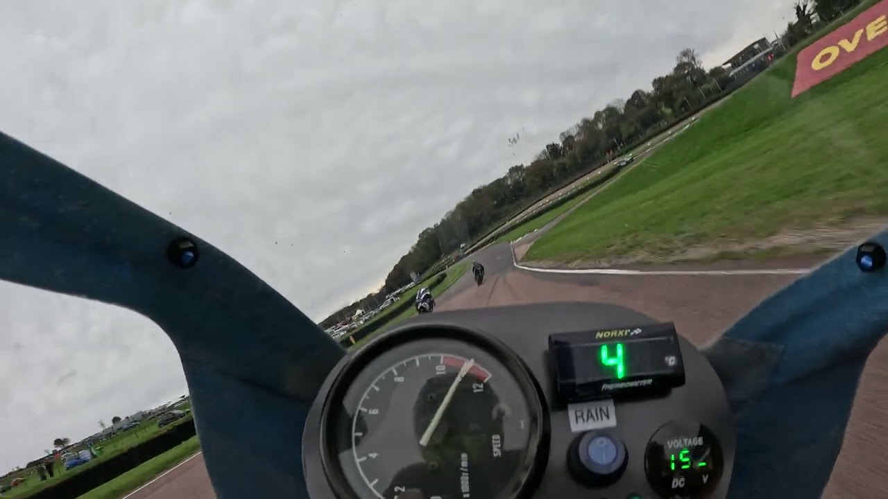 Lord of Lydden Sportbikes class last race