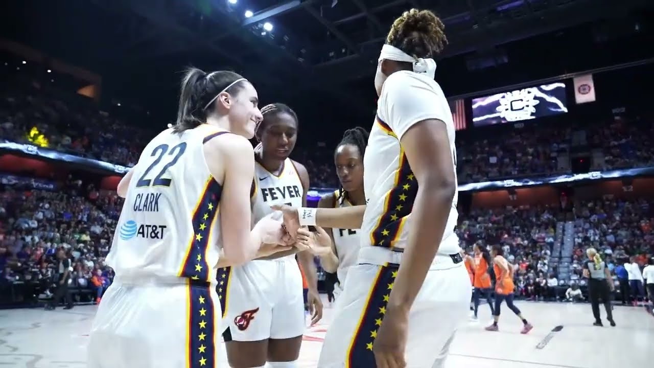 Haters Can’t Keep Up! Caitlin Clark Shines as PRADA Front Row MVP!