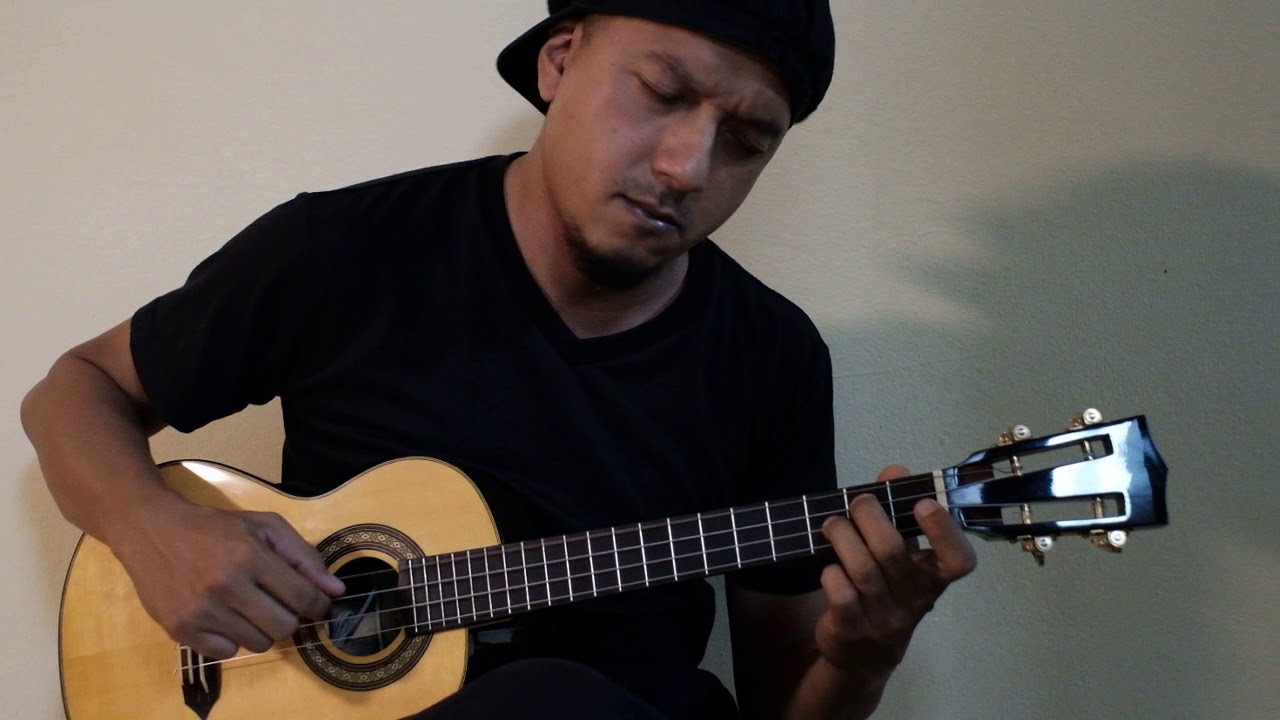 Vincent - Don McLean Cover Fingerstyle Baritone Ukulele