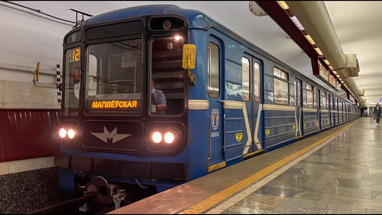 Стрим по Garry's mod Metrostroi парад поездов и общение с зрителями