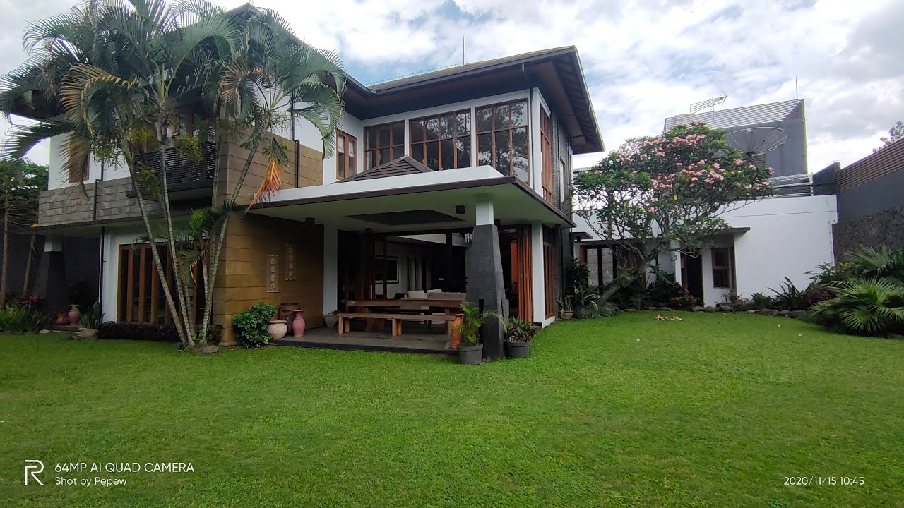 Rumah Lux Komplek Elite Setra Duta Bandung