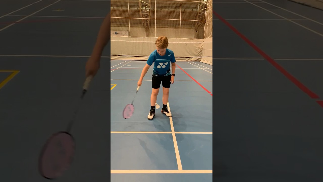 Throwback Badminton Trickshots #badmintontrickshot #trickshots #badminton