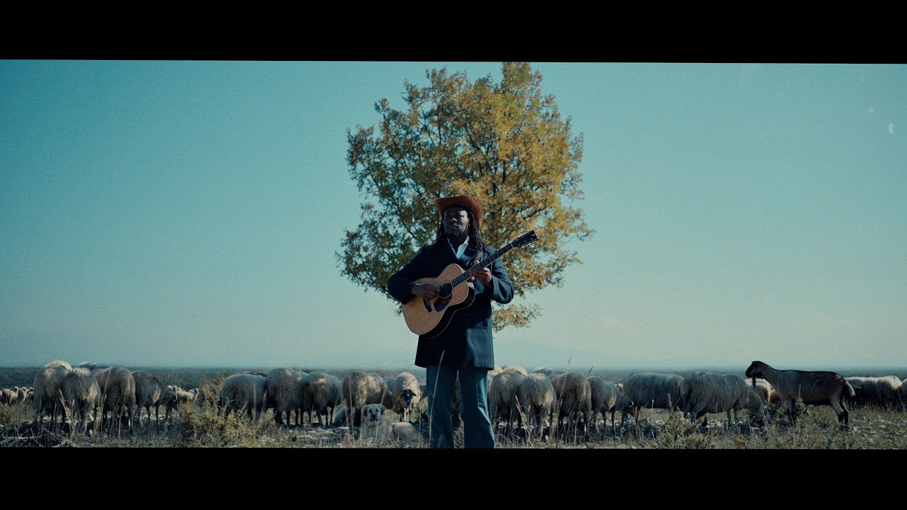 3:rma - Serenades (feat. Merrick Winter) (Official Video)