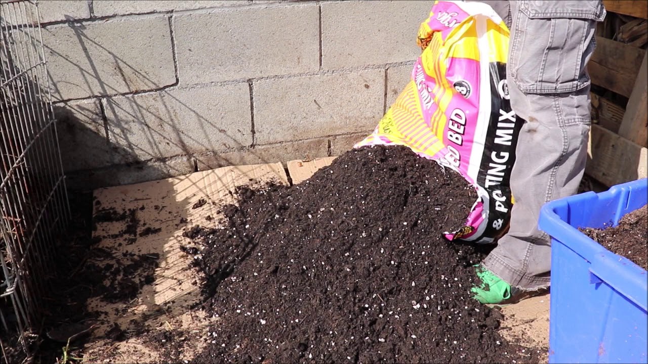 THC Herbangardener How to Make Organic Living No Till No Dig Soil - great grow tips for any grower