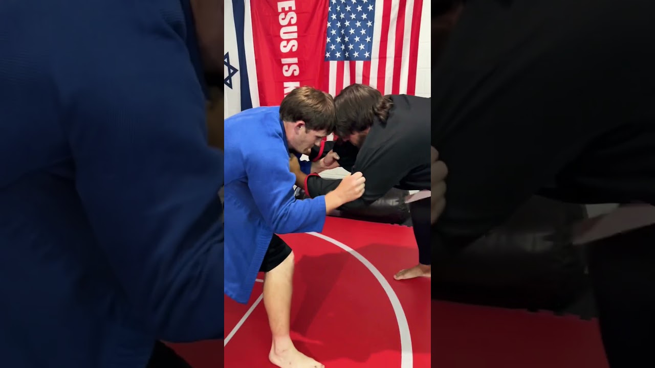 #jesuscristo #combatsport #shortvideo #mma #holygroundmma #karatemmaconnections