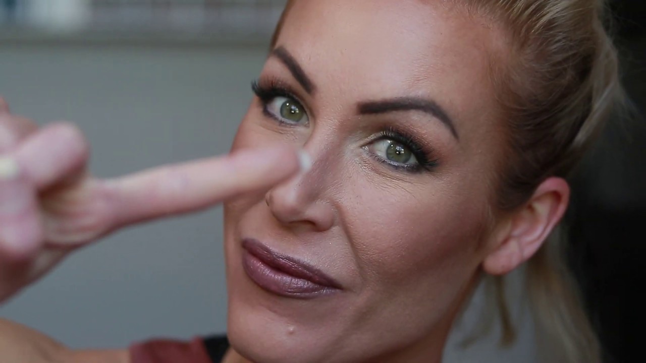 How to apply LipSense by SeneGence&trade;