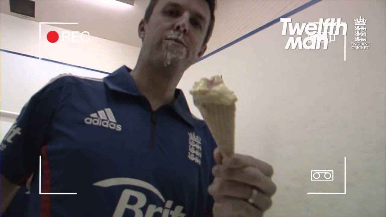 Swanny, Cookie & Finny 'Let their Englishness Loose'