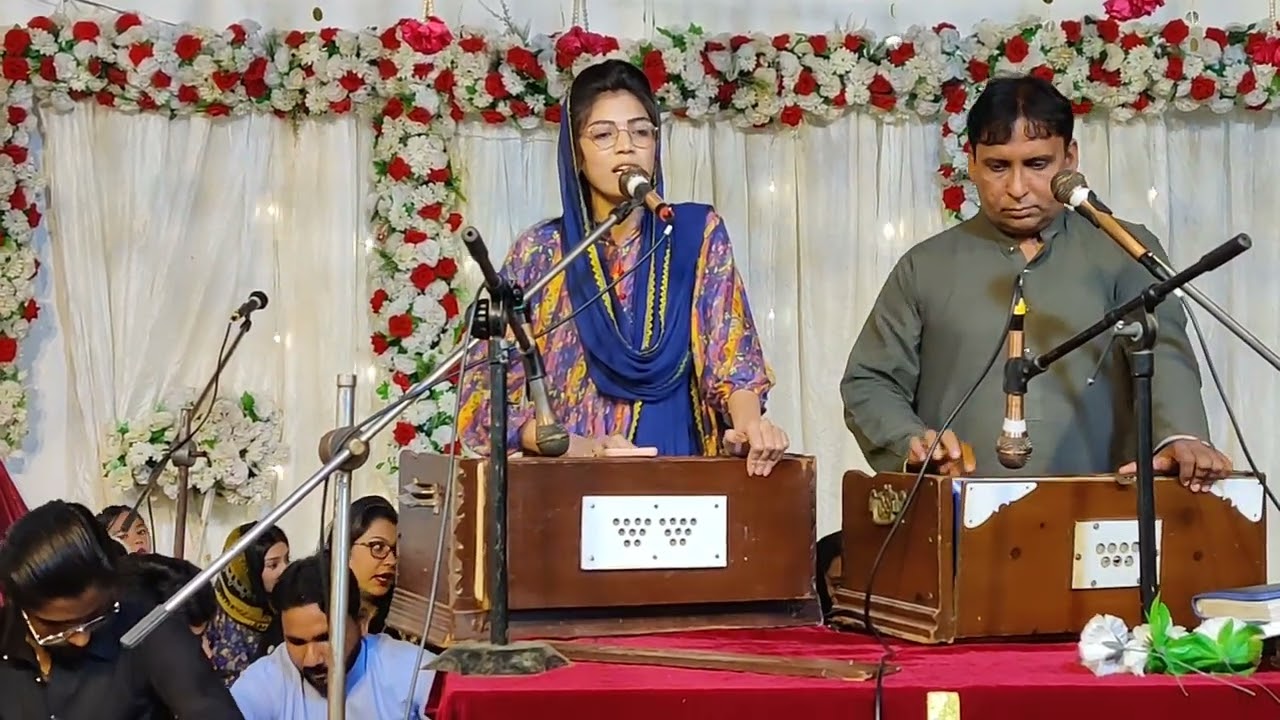 Jang Tari o AP Larry ga Singer Ateeqa aqoob Narowal Convention