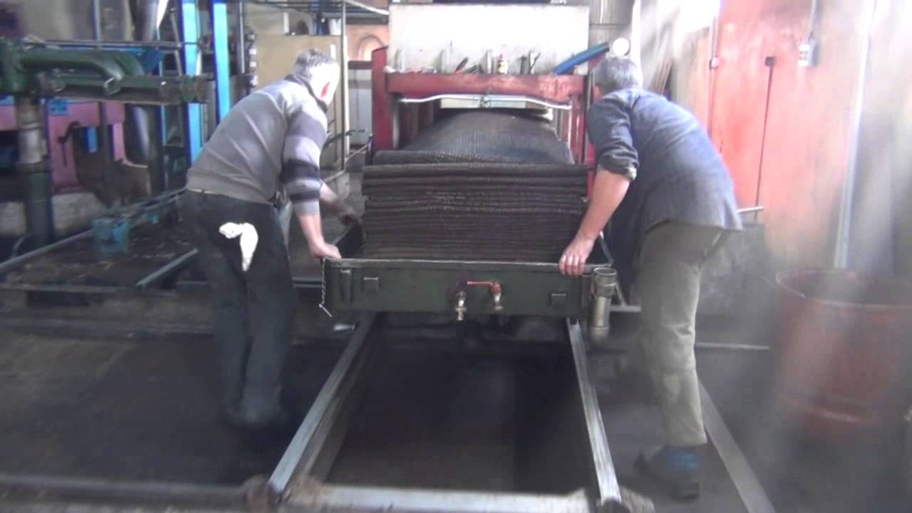 MOREA Olive Mill - The traditional way of making Extra Virgin Olive Oil in the Mani