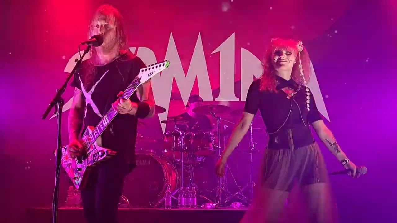 Stam1na feat. Jenna Kosunen (Stoned Statues): Kannoin sinut läpi hiljaisen huoneen, Live 16 Dec 2023