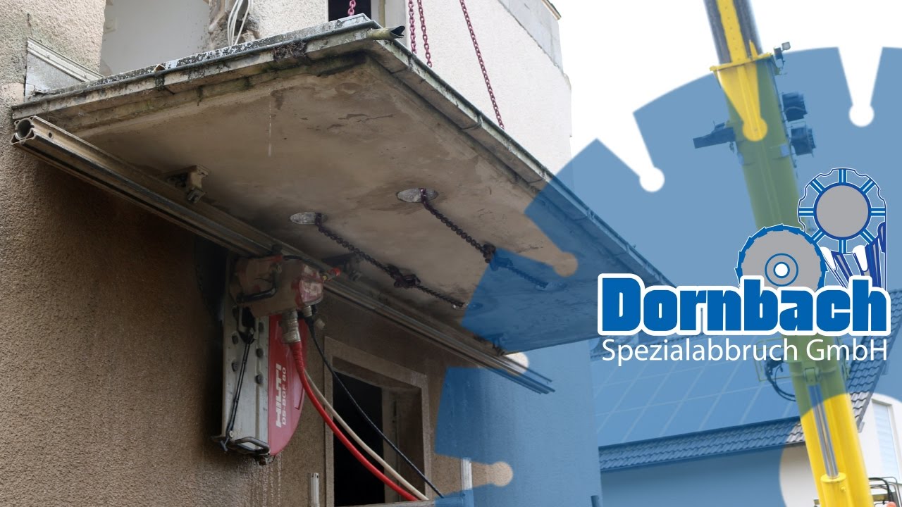 Balkondemontage mit Autokran - Dornbach Spezialabbruch GmbH