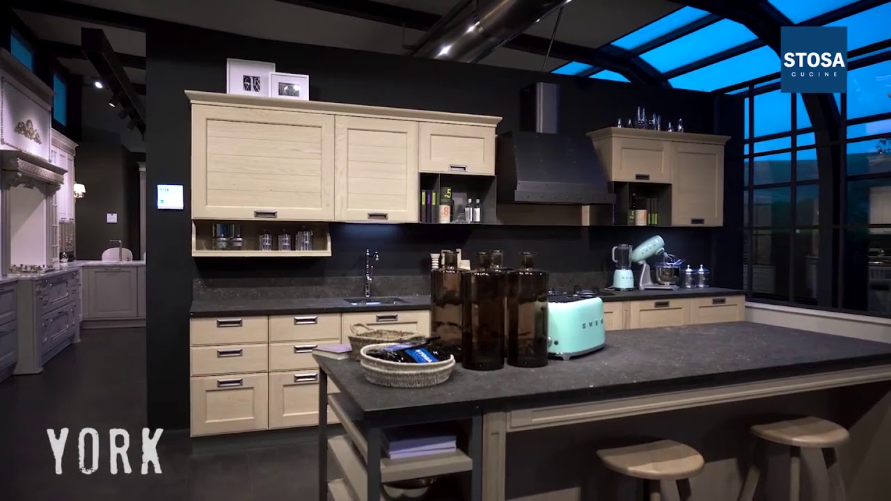 Stosa Cucine - салон італійських кухонь у Львів ТЦ 
