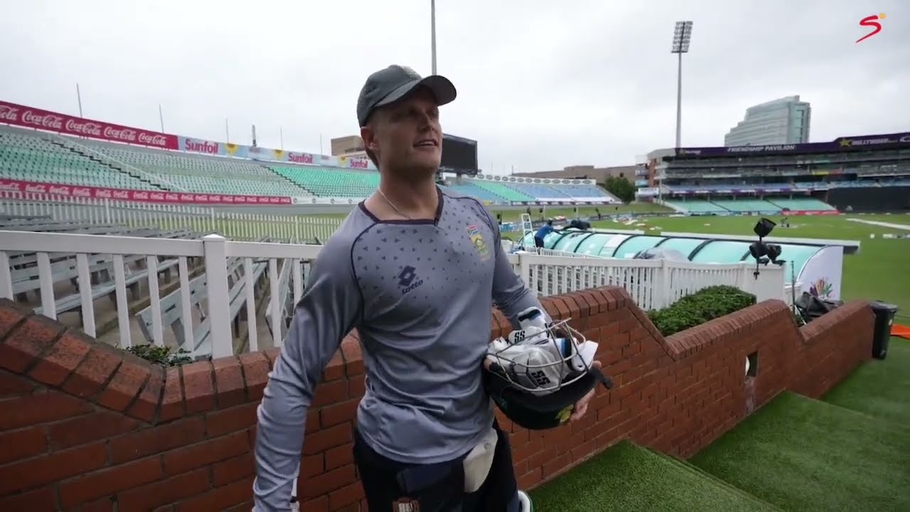 "Kesh! Kesh! Kesh!" 😂 Ryan Rickelton mic'd up is everything and more!