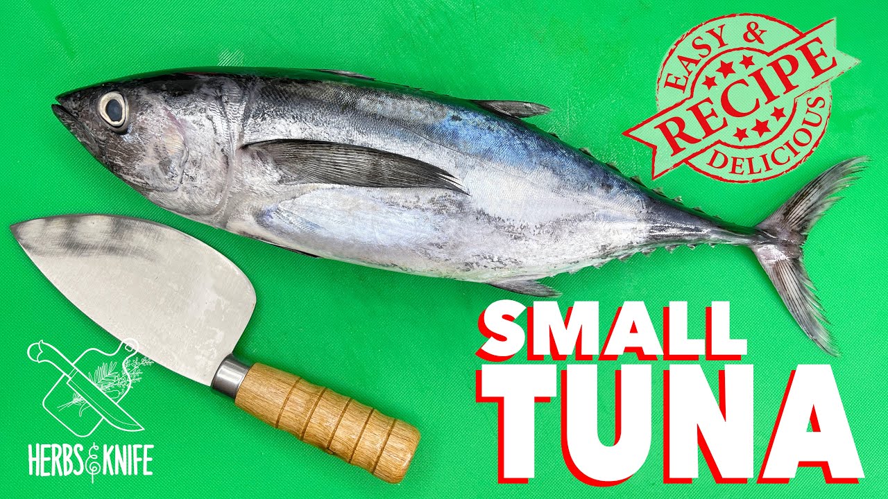 Taiwan fish knife with small tuna