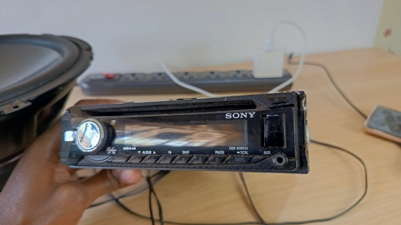 LIVE!! Never seen such a problem ever!! Sony CD car audio player with No Power