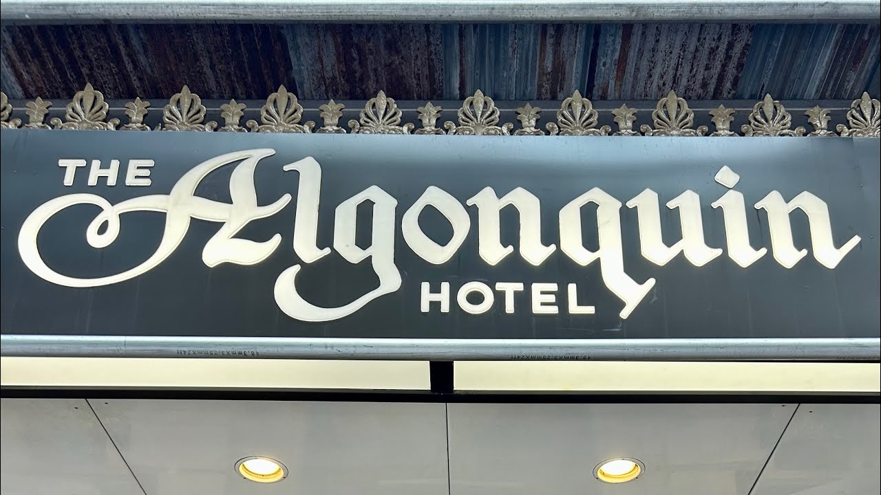The Algonquin Hotel King Deluxe Suite