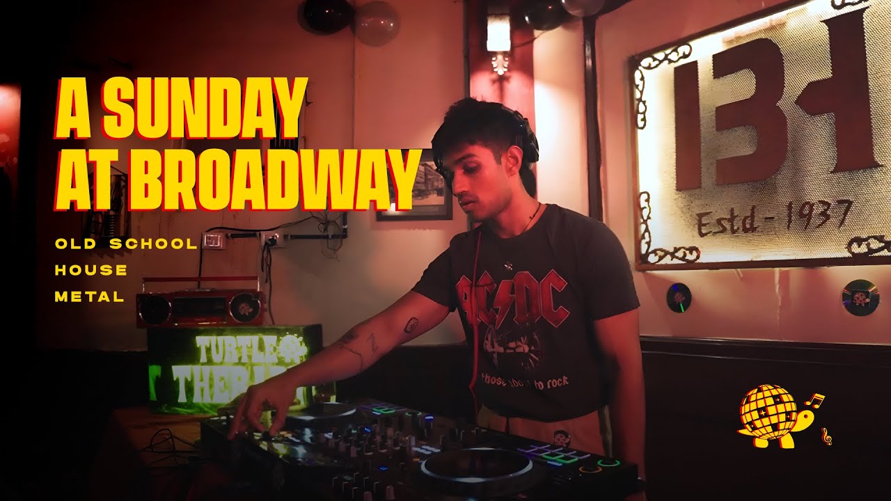 Old School House Music on a Sunday | ft Boy Roy | Broadway Hotel, Kolkata