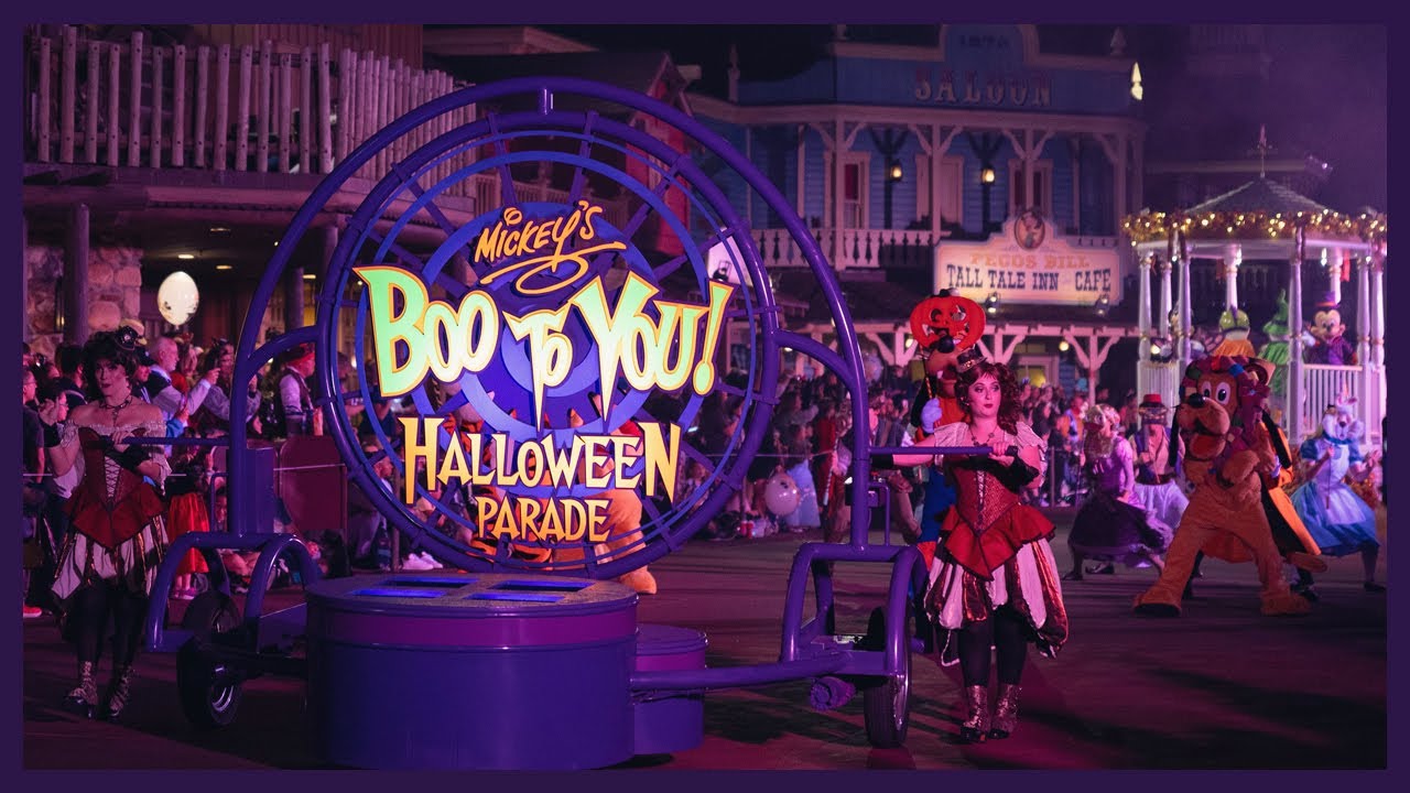 Mickey's Boo To You Halloween Parade | Mickey's Not So Scary Halloween Party 2022 | Disney World