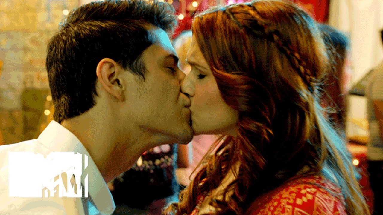 Faking It | Supertease (Season 2) | MTV