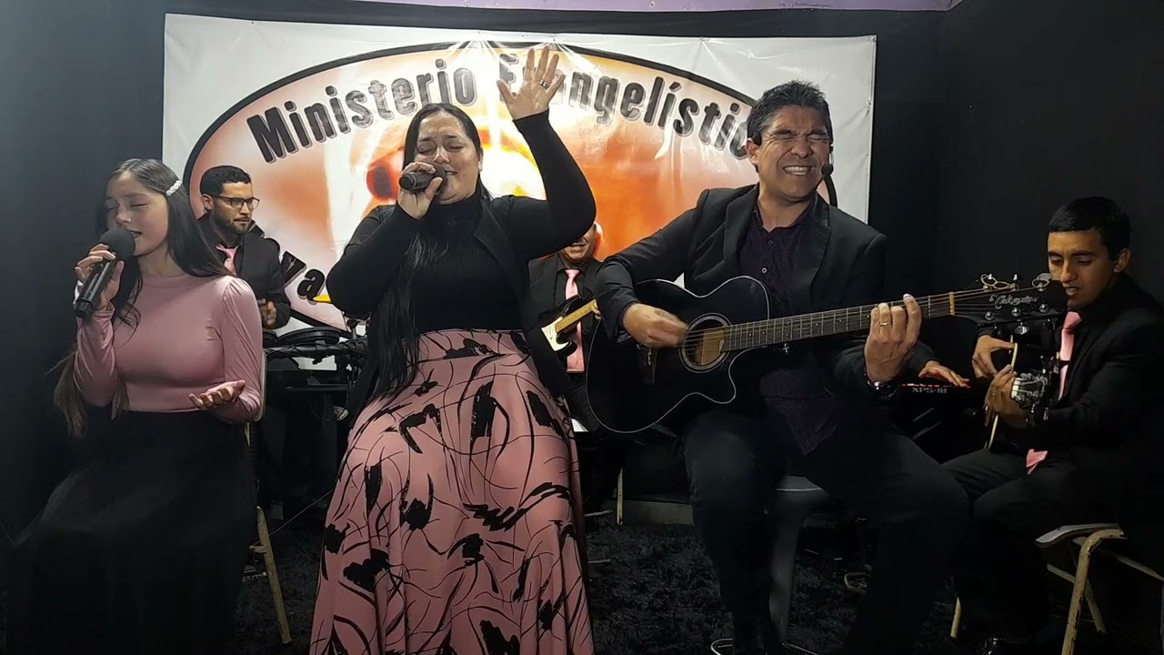 mix de alabanzas: Fortaleceme y Cristo vive