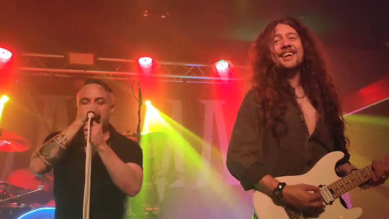 Delalma - Luz ni tiempo (Vitoria 17/03/2023)