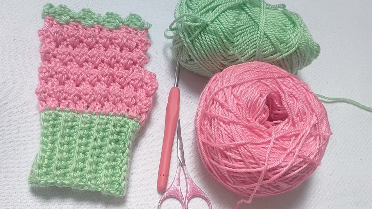 Crochet Class 16 / Wonderful ! Crochet fingerless gloves/ Crochet bubble pop stitch for bigginers