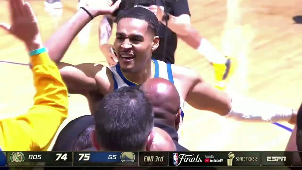 jordan poole does it again at the buzzer..