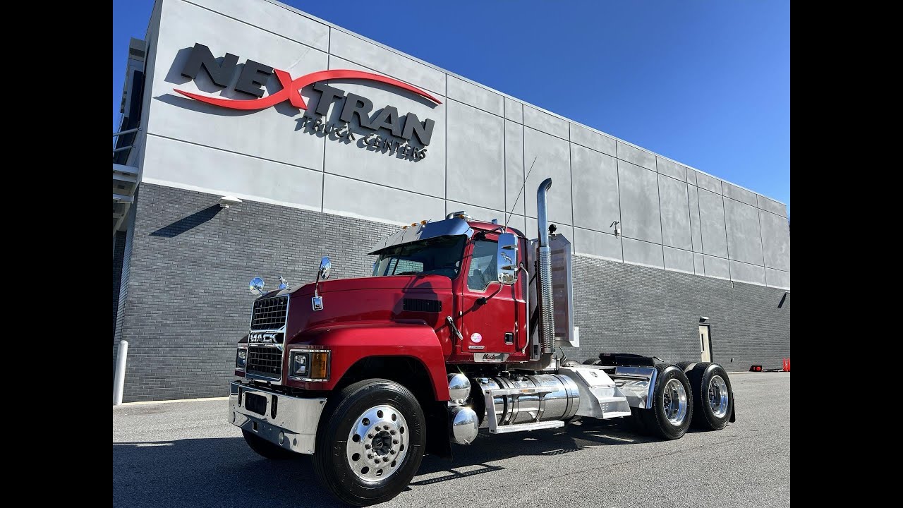 15MU008027 2021 Mack PI64T Day Cab