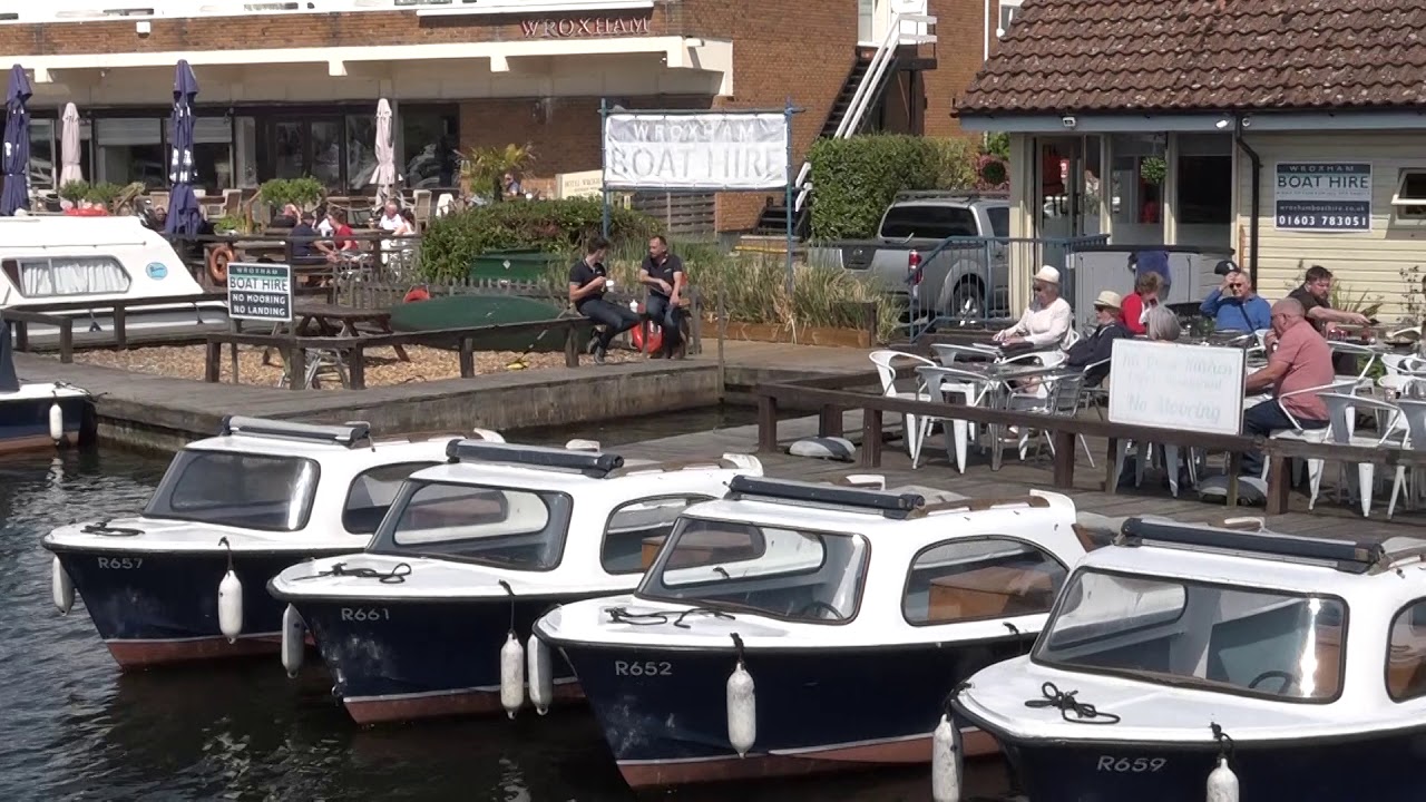 Broads Tours