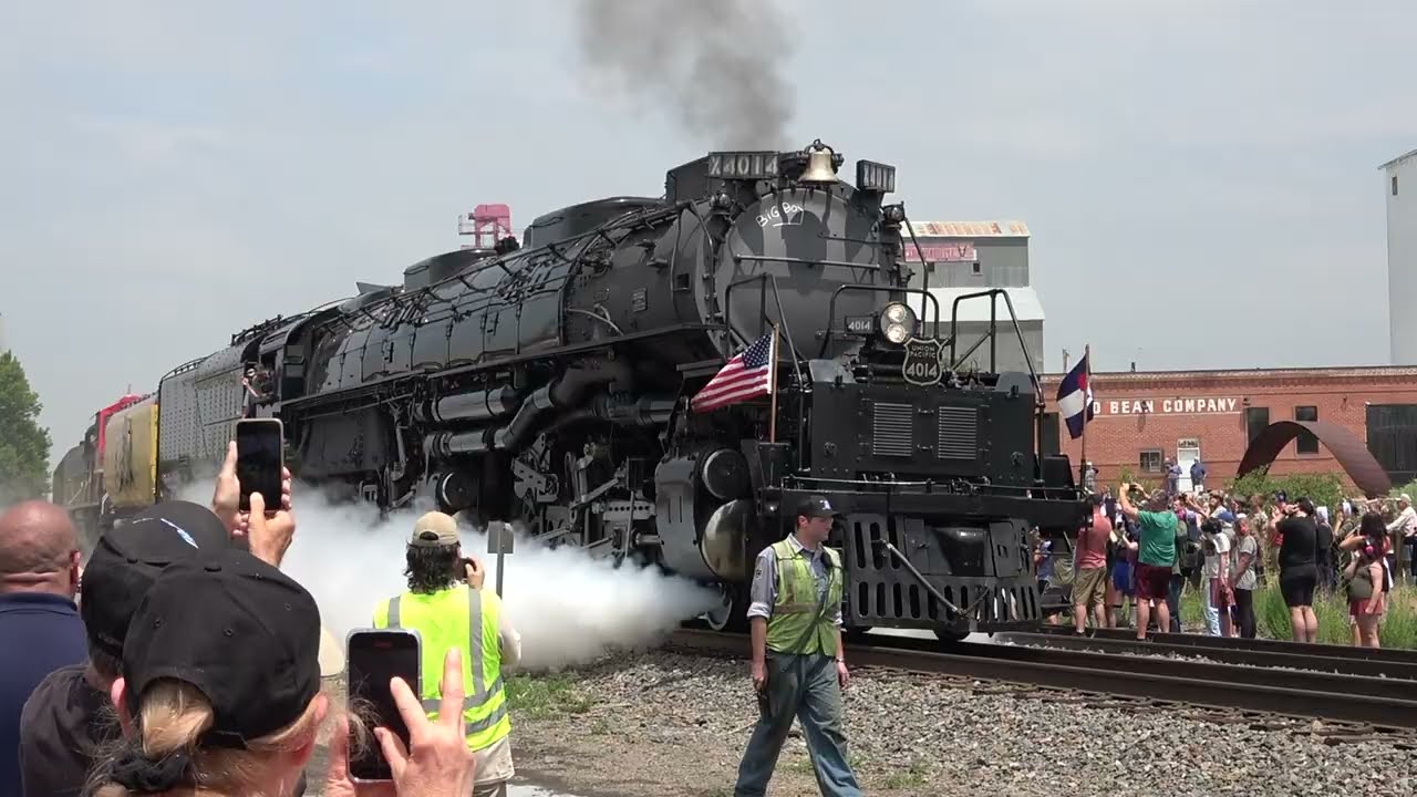 UP 4014/UP 1616 at Greeley Colorado
