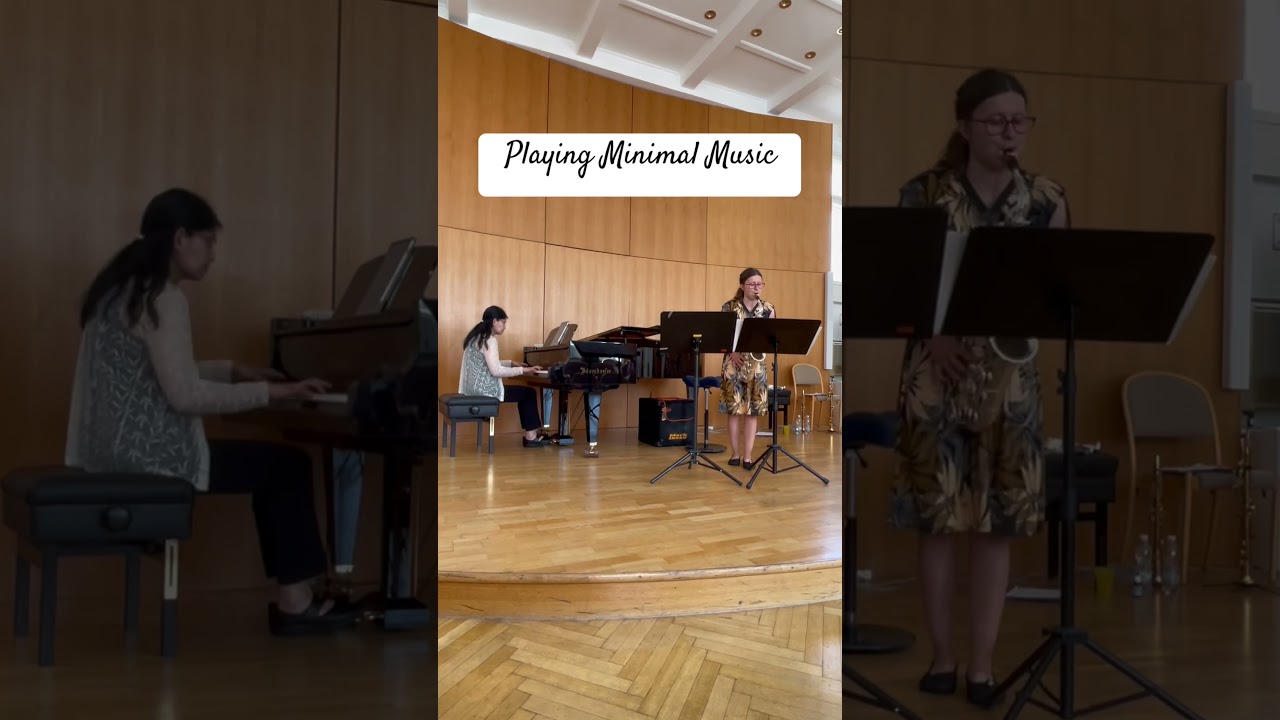 Playing Minimal Music on Saxophone ☺ #saxophone  #minimalmusic  #shorts