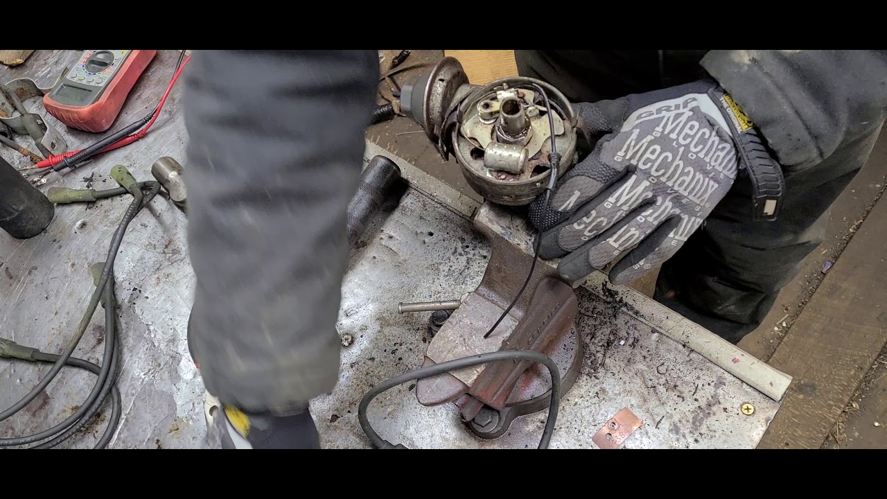 Mopar points distributor disassembly and more