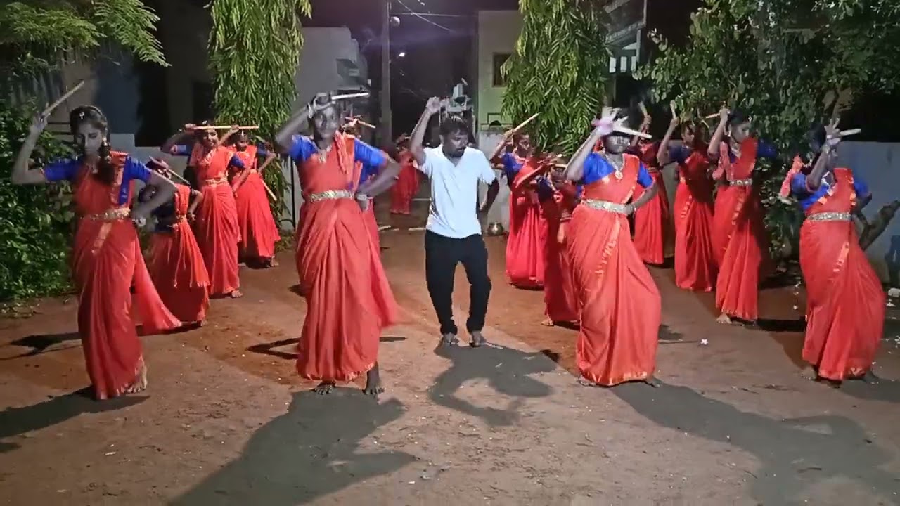 బుల్లెట్ బండి కోలాటం సాంగ్.. శ్రీ సీతారామ మహిళా కోలాట బృందం మాస్టర్ సంతోష్ ph:9963806295