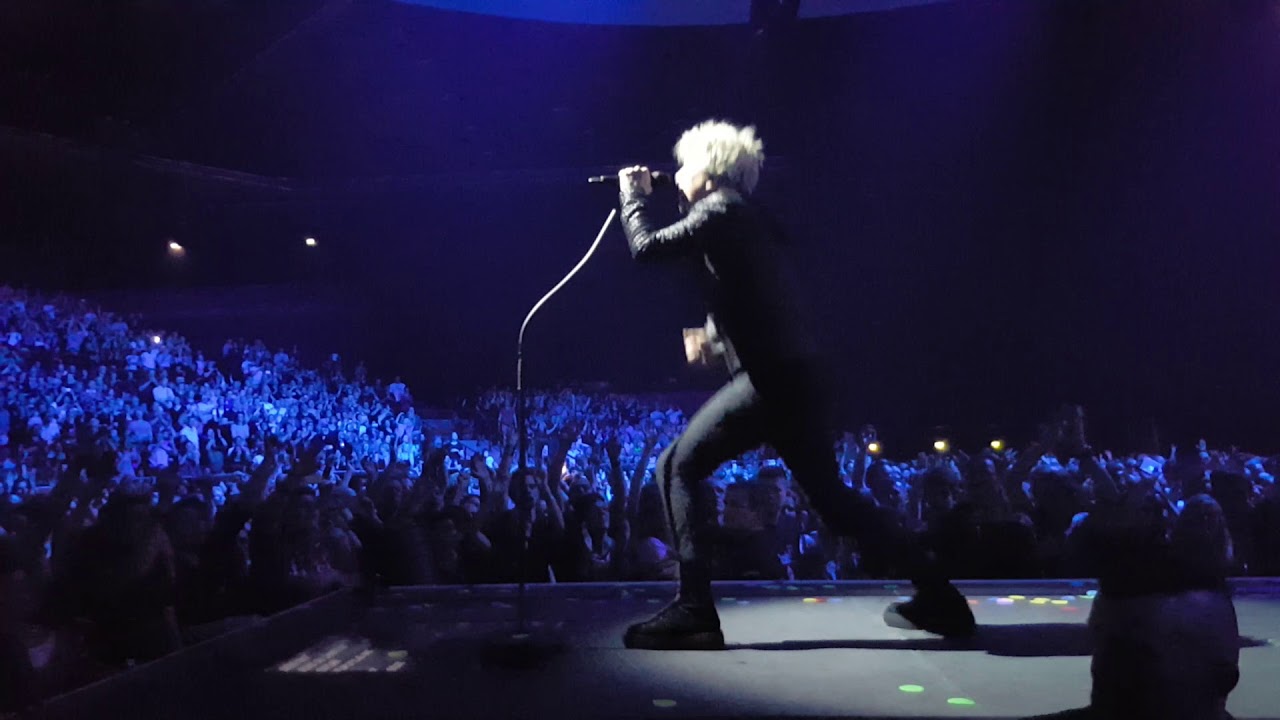 INDOCHINE 13 Tour -11 Avril 2018 @ZENITH DIJON -  L’AVENTURIER