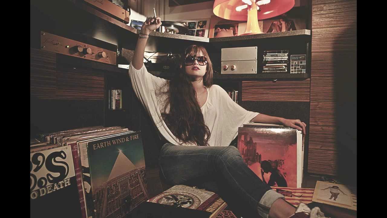 Royal Cheese | Red Chick (Official)
