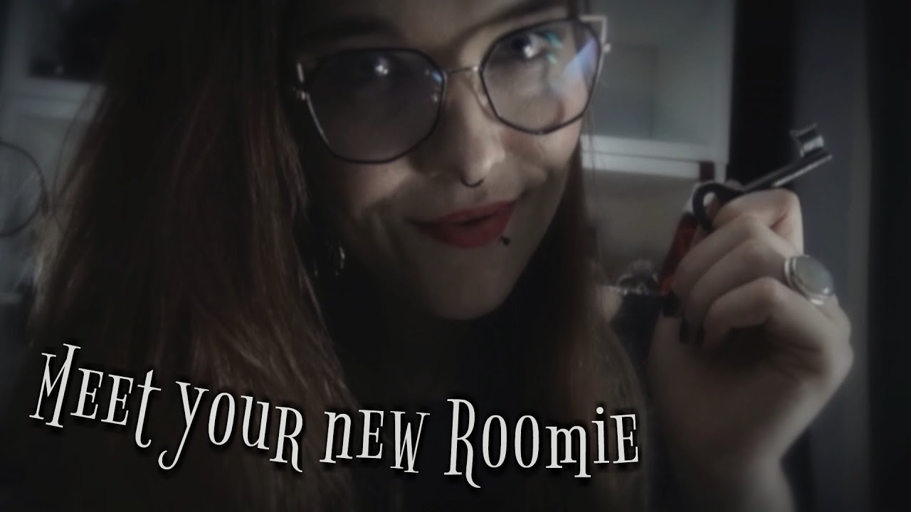 ☆★ASMR★☆ Meet your new Roomie