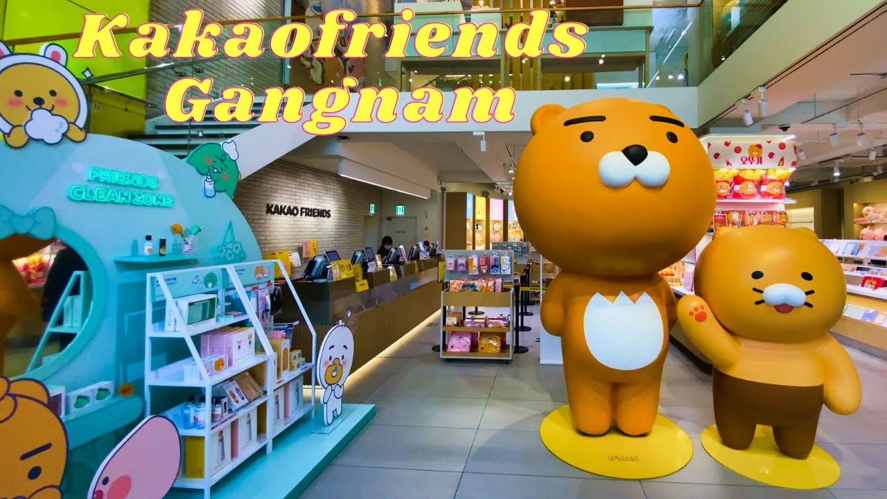 Kakaofriends Store Gangnam 2021 | Seoul, Korea