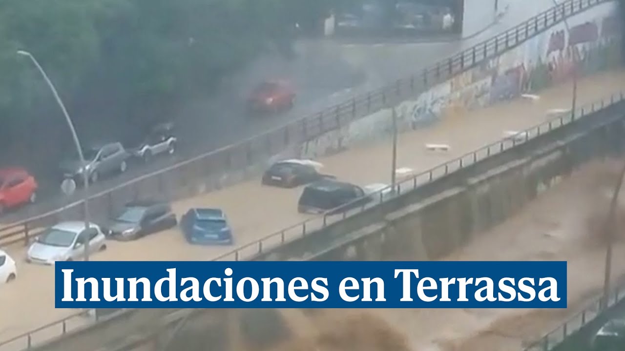 Una intensa tormenta en Terrassa provoca inundaciones y carreteras desbordadas