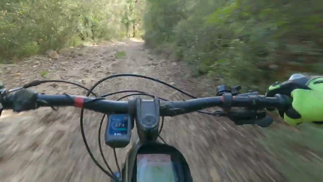 VTT  Méounes  Cascades Solo
