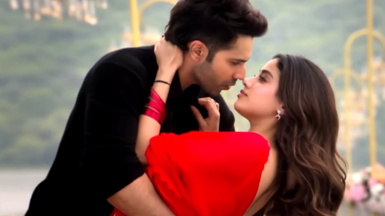 Sunny Sanskari Ki Tulsi Kumari Hot Scenes Timing | Janhvi Kapoor Hot | Sanya Malhotra | Varun Dhawan
