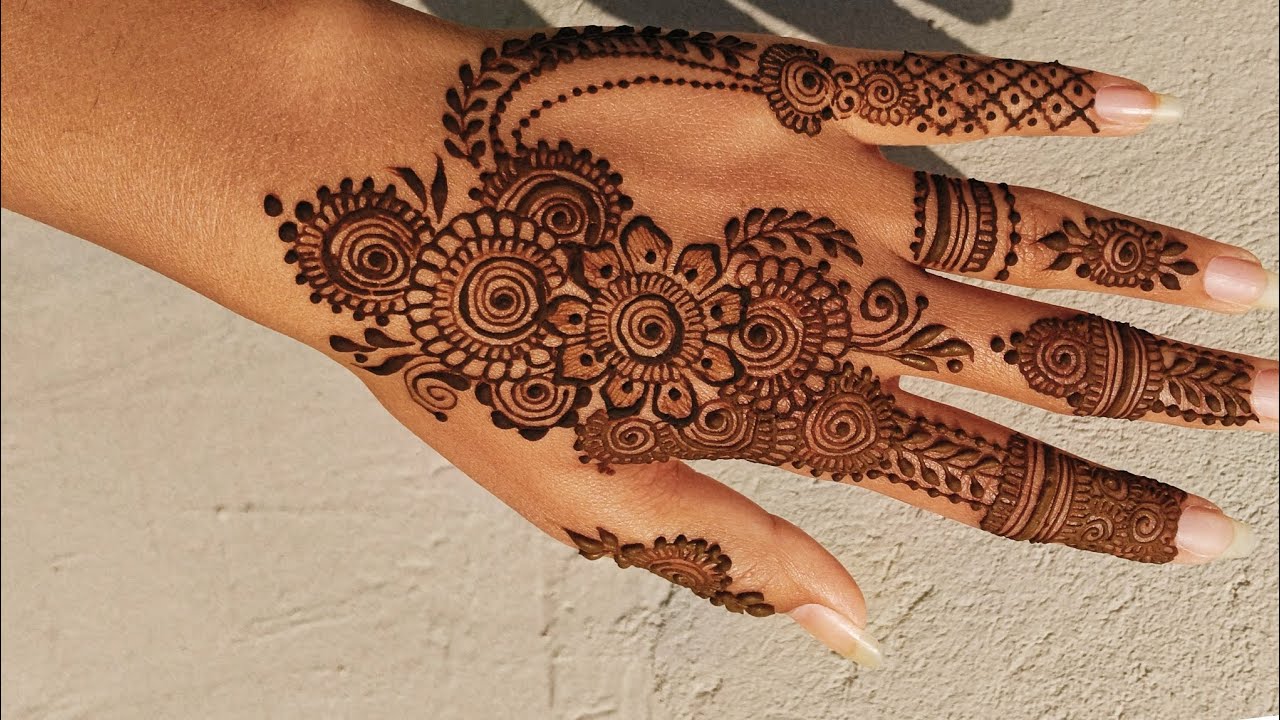Holi🫟 Mehndi Design || @anjalimehndidiaries 