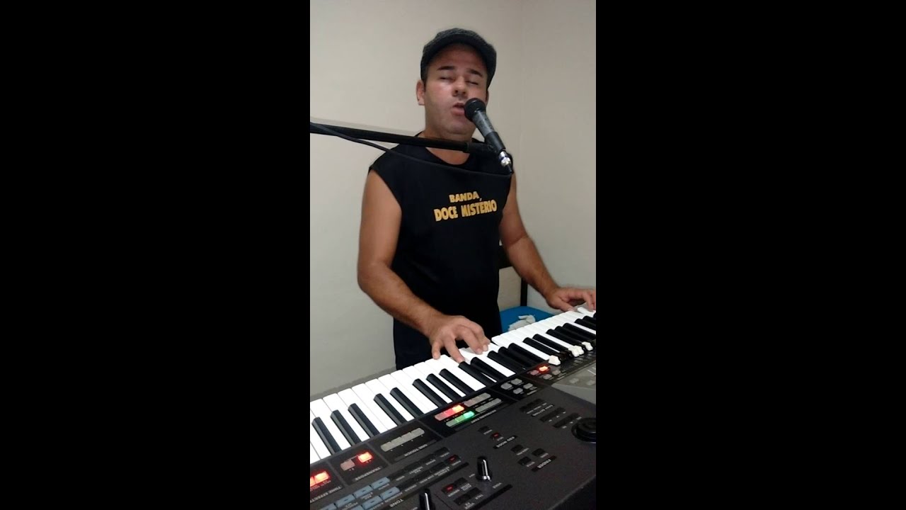 ROLAND G70 RITMO ACUSTICO