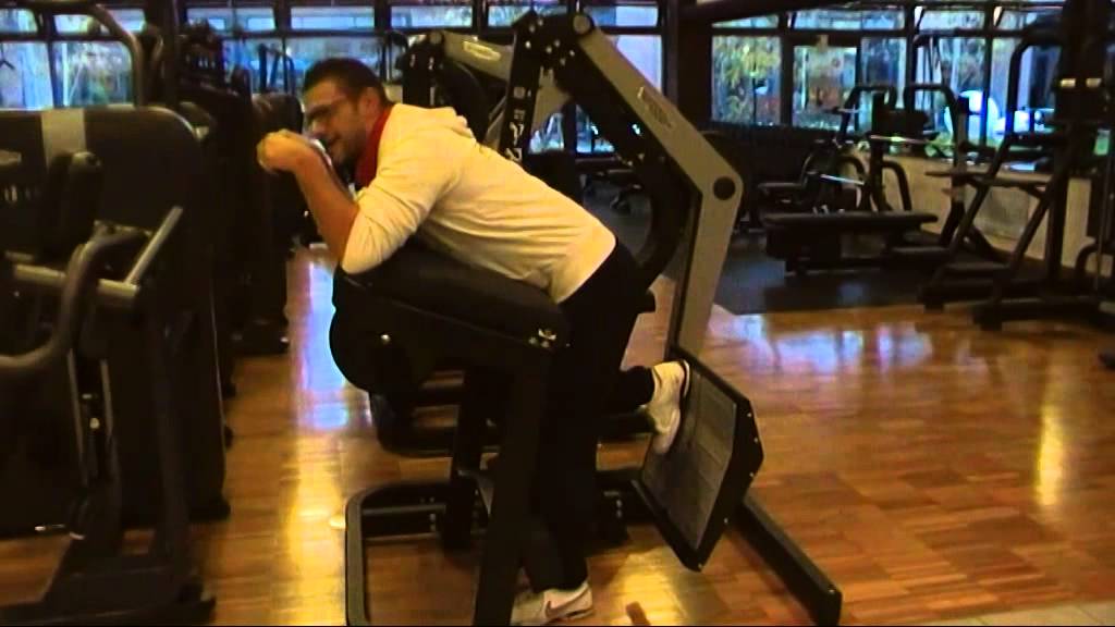 Allenare i Glutei - Rear Kick Pure Strength Technogym