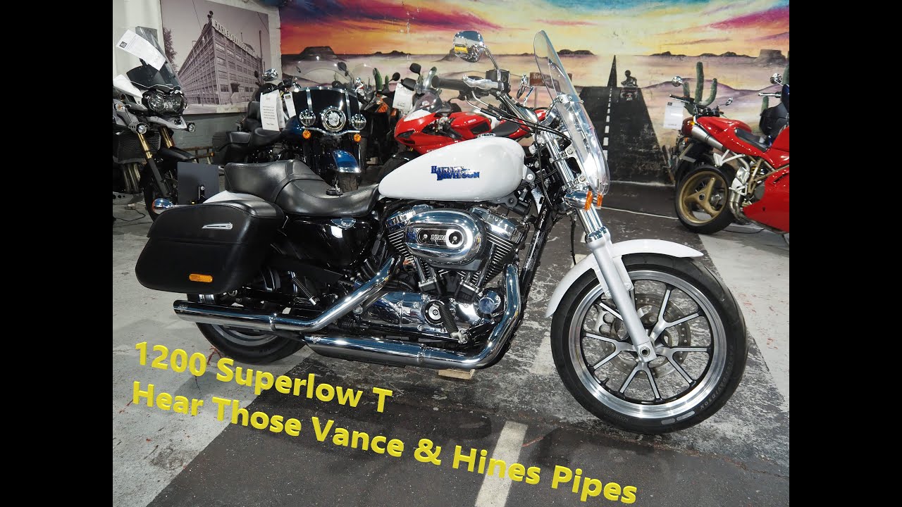 Harley Davidson Sportster 1200 Superlow T ,Vance &Hines Start up n walkaround this great motorcycle